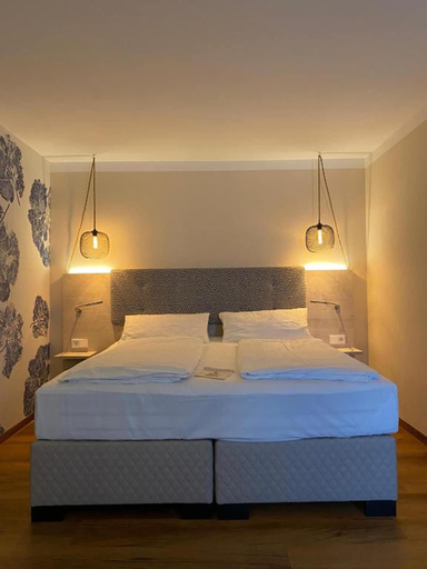 Bedroom 4, Safranberg Hotel & Sauna, Ulm