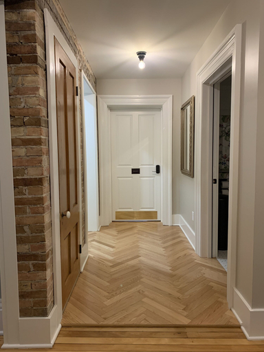 Others 5, Pert House, Saint Lawrence