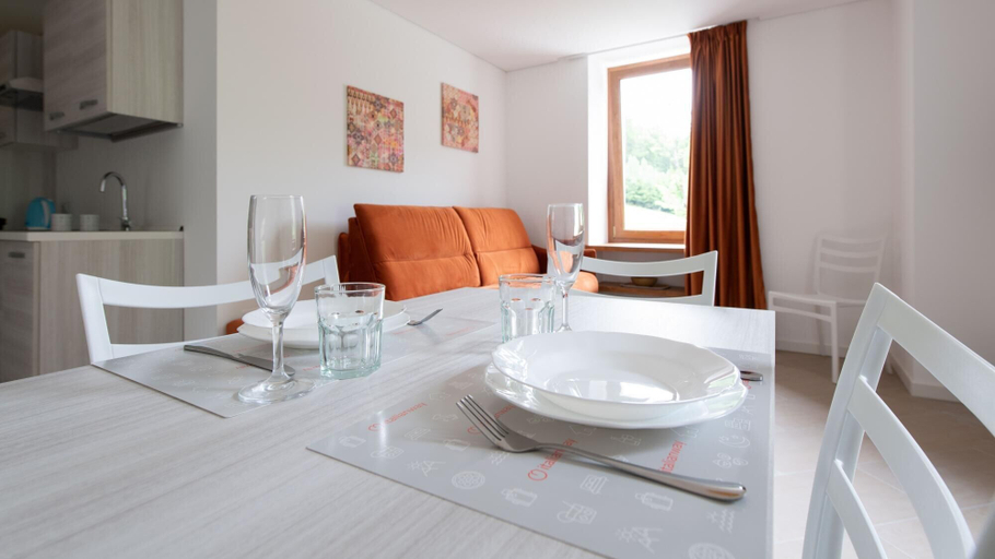 Others 1, Villa Tola - Violetto, Sondrio