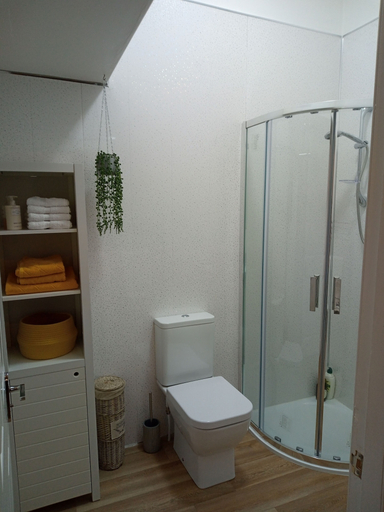Bathroom 4, Millport Town or Country Holiday Lets, North Ayrshire
