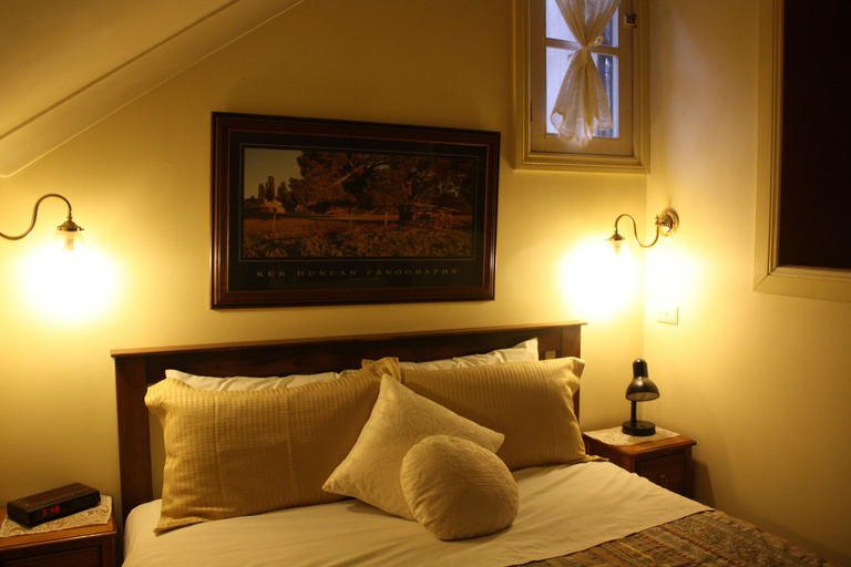 Bedroom 2, Secrets Hideaway, Blue Mountains