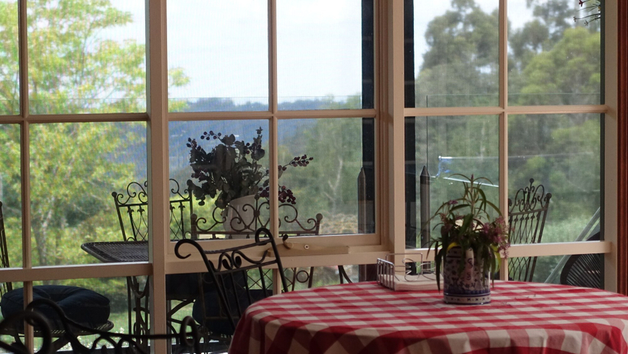 Food & Drinks 5, Gracehill, Yarra Ranges - Dandenongs