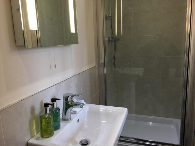 3, Shrubbery Guest House, Worcestershire