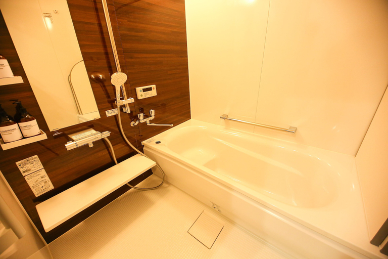 Bathroom 4, PrimeRoomBeppu Hamawaki, Beppu