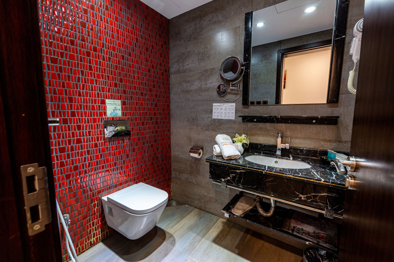 Bathroom 5, Rosalina Hotel, Yanbu