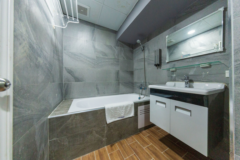 Bathroom 5, Liuhe Su Hotels, Kaohsiung