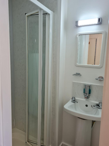Bathroom 3, Beverley Dean, Blackpool