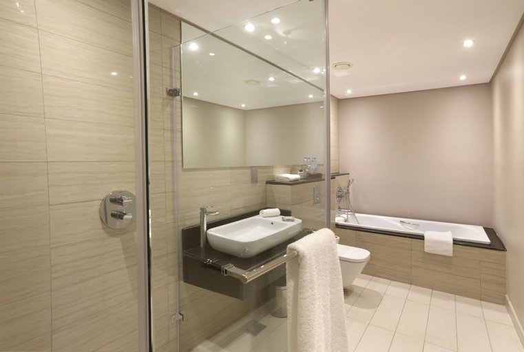 Bathroom 5, Ubumwe Grande Hotel, Nyarugenge