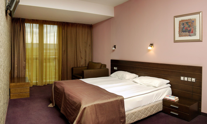 Bedroom 3, Hotel Budapest, Stolichna