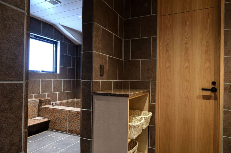 Bathroom 5, The Hiramatsu Hotels & Resorts Sengokuhara, Hakone
