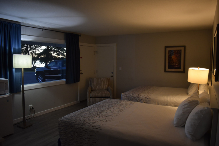 Bedroom 3, Lake Cadillac Resort, Wexford