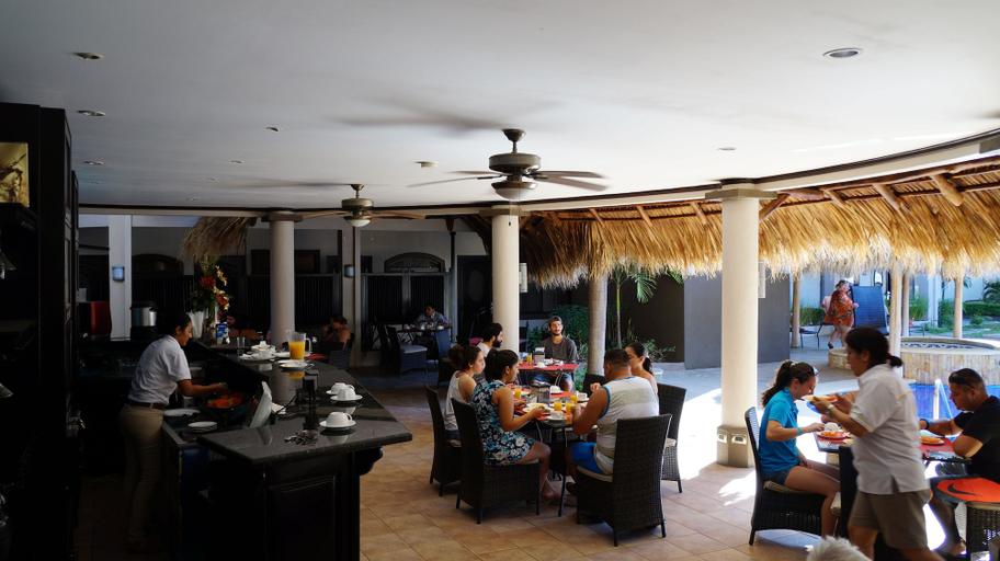 Food & Drinks 4, Hotel Colono Beach, Carrillo