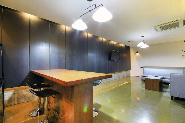 Others 5, H Drive Hotel, Iksan