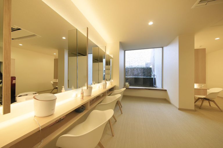 Bathroom 5, Atami Fuga, Atami