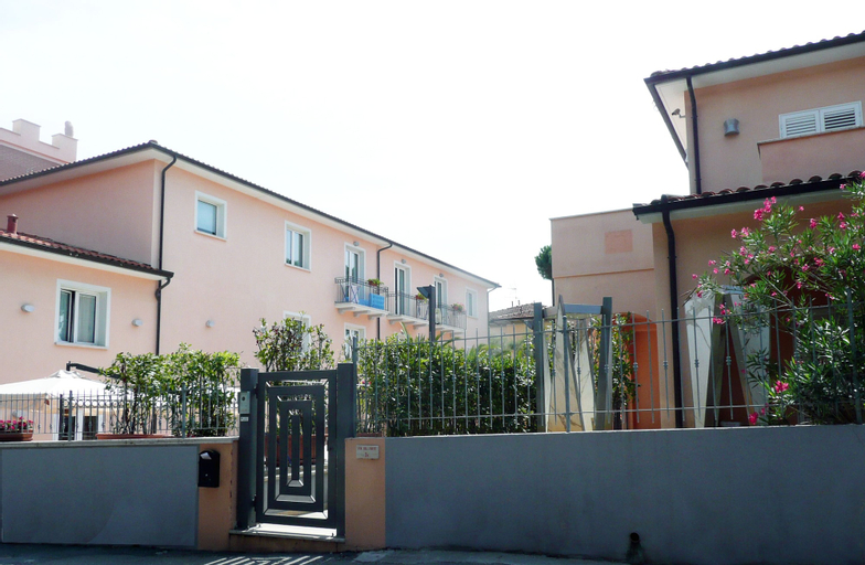 Exterior & Views 2, Bolgheri Marina Resort ex Varo Village, Livorno