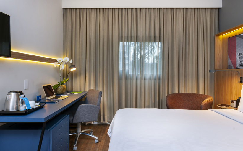 Bedroom 2, Hampton by Hilton Guarulhos Airport, Guarulhos