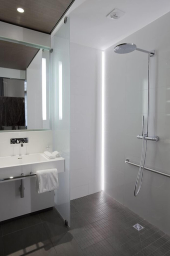 Bathroom 5, C2 hôtel, Bouches-du-Rhône