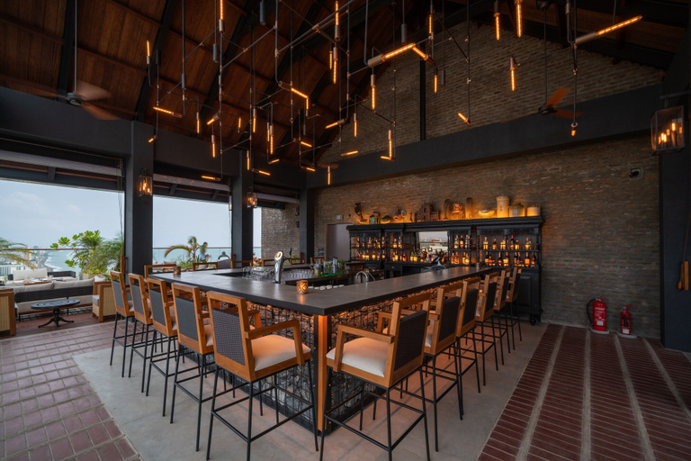 Food & Drinks 5, Granbell Hotel Colombo, Thimbirigasyaya