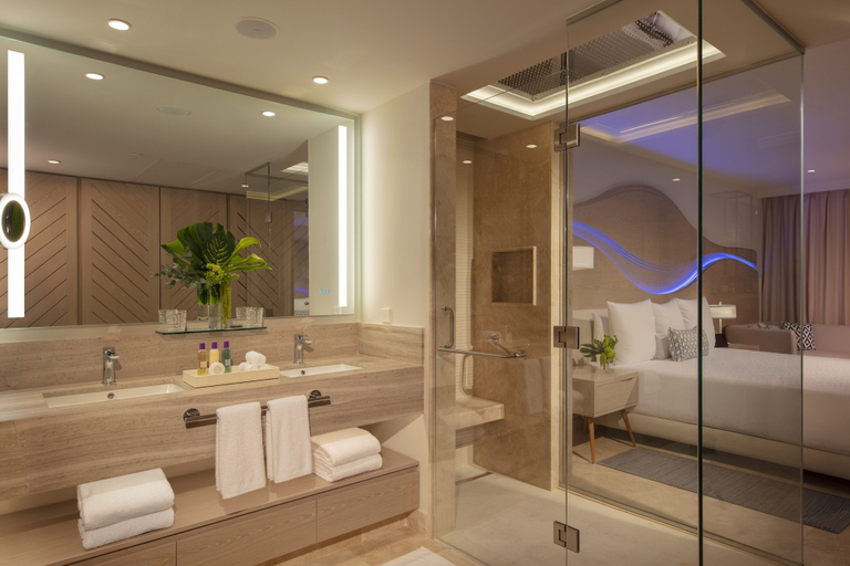 Bathroom 5, Breathless Cancun Soul Resort & Spa - Adults Only - All Inclusive, Benito Juárez