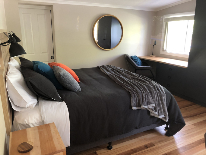 Bedroom 2, Mole Creek Hideaway, Meander Valley