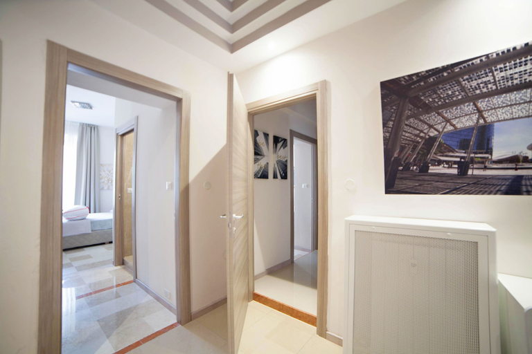 Others 5, IMHOME - Cadorna House, Milano