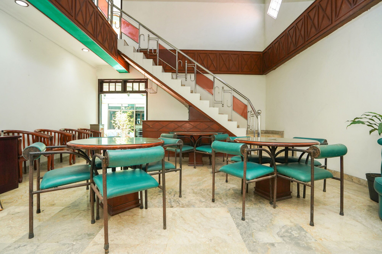 Food & Drinks 5, Hotel O Dibino, Surabaya