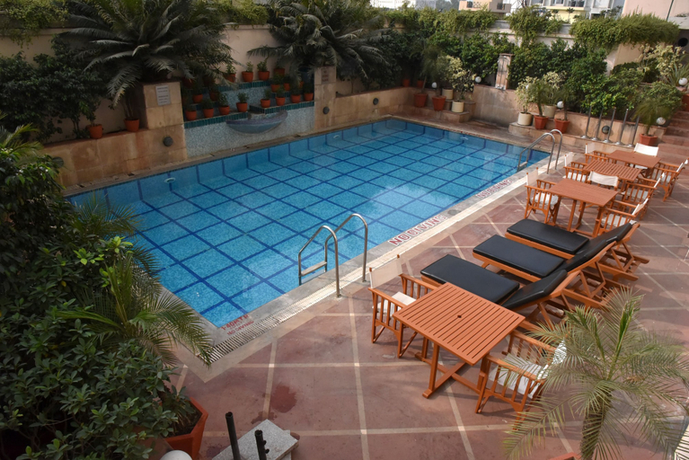 Sport & Beauty 3, Radisson Hotel Varanasi, Varanasi