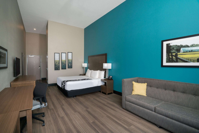 Bedroom 3, La Quinta Inn & Suites by Wyndham West Memphis, Crittenden