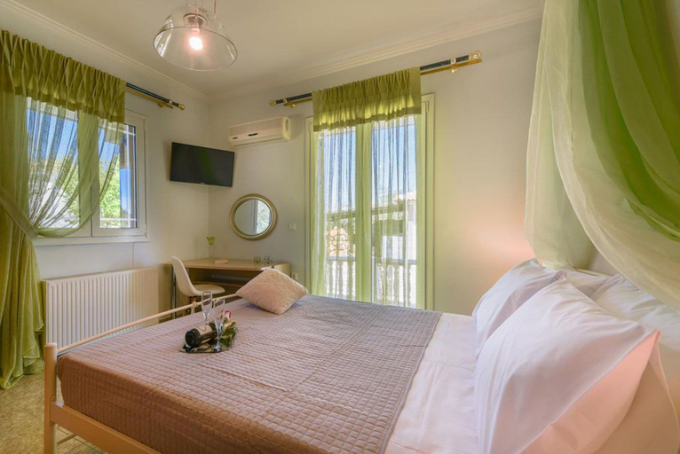 Bedroom 3, Fontana Holiday Home, Ionian Islands