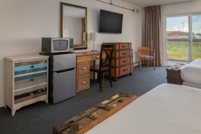 Bedroom 4, Astoria Riverwalk Inn, Clatsop
