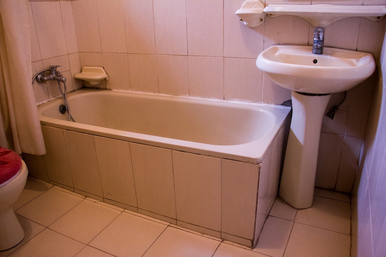 Bathroom 3, De Prince Guest House, Eti-Osa