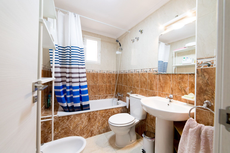 Bathroom 4, La Loma, Alicante