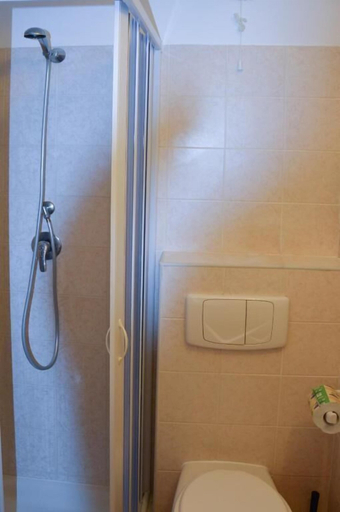 Bathroom 5, ISOLABELLA, Foggia