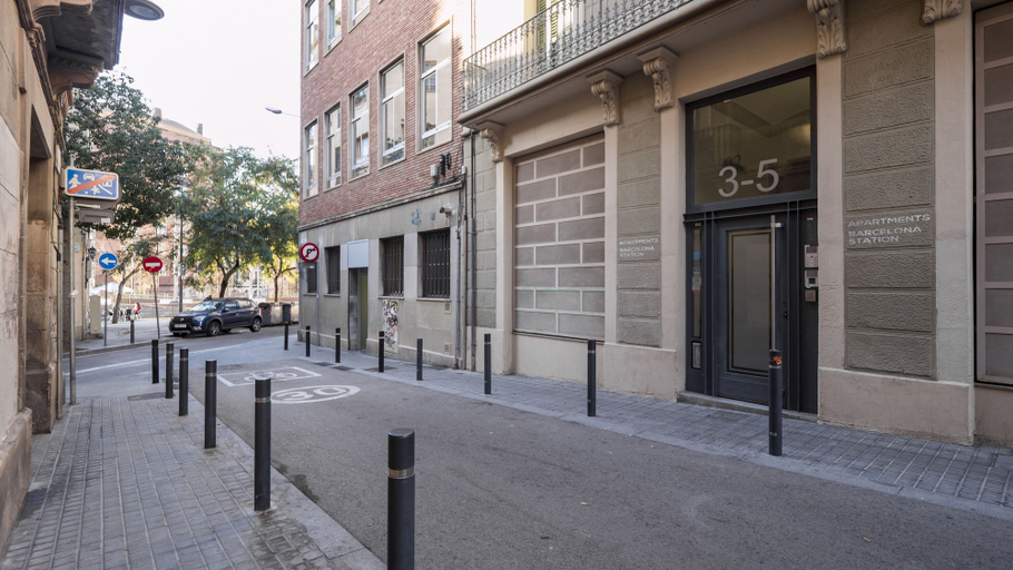 Exterior & Views 2, Barcelona Sants Station Apartments, Barcelona