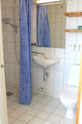 Bathroom 5, Hotel Medio, Fredericia
