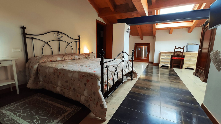 Bedroom, Mulino Delle Valli, Verona