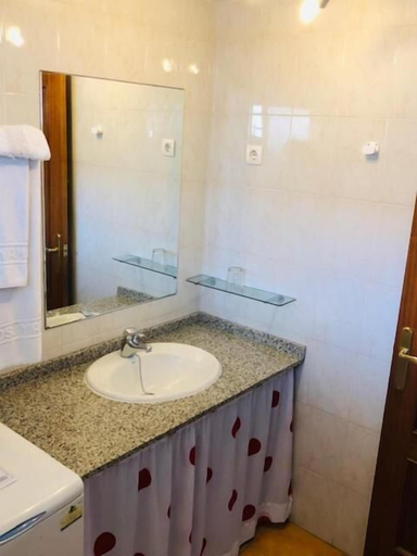 Bathroom 4, Apartamentos Turísticos Yamasol, Málaga