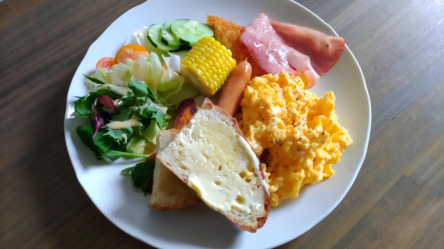 Food & Drinks 5, White Tree Lodge, Shinano