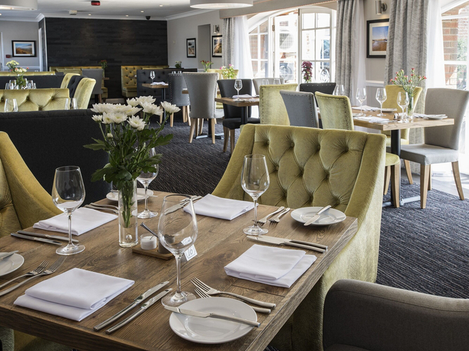 Food & Drinks 5, Old Hall Hotel, Norfolk