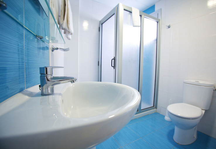 Bathroom 4, Apartamentos Tinoca, Las Palmas