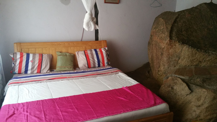 Bedroom 1, Beatrice Lodges and Conference Centre, Seke