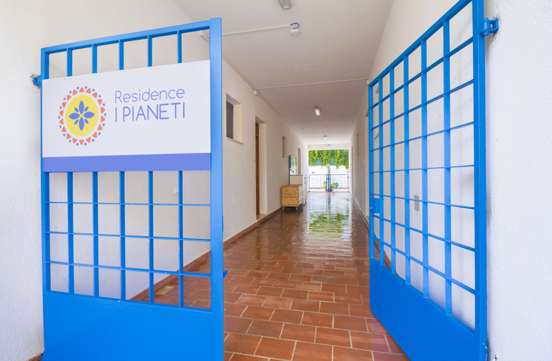Others 5, Residence I PIANETI, Trapani