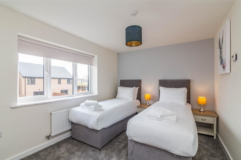 Bedroom 3, Blackstone Walk, Nottingham
