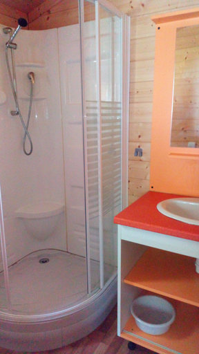 Bathroom 4, Camping Le Ceytrou, Ardèche