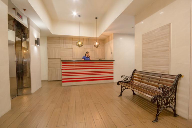 Others 4, Salcedo Suites, Makati City