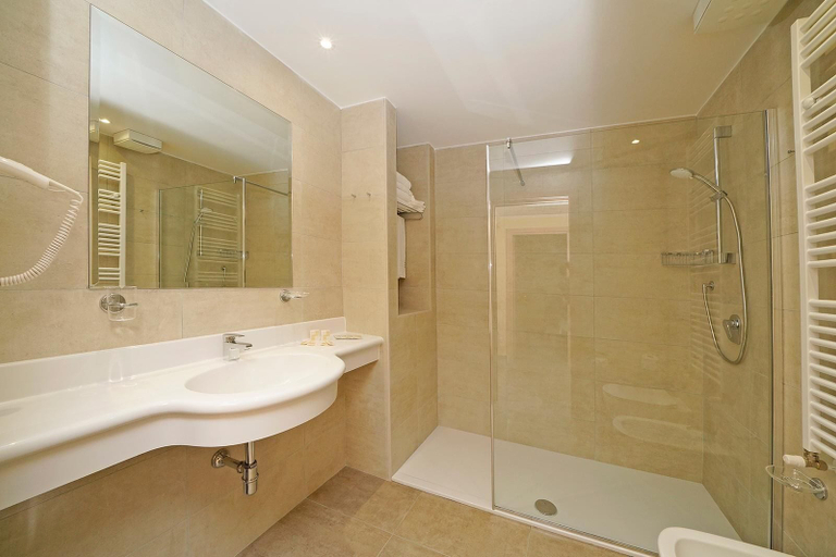 Bathroom 5, Residence Dany, Brescia