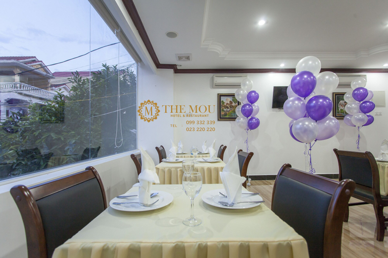 Food & Drinks 4, The Mou Hotel, Phnom Penh