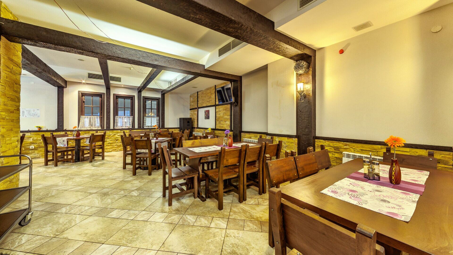 Food & Drinks 5, All Seasons Club, Bansko