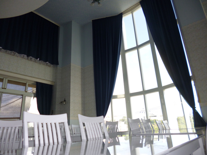 Others 5, Hotel Shalala, Okinawa