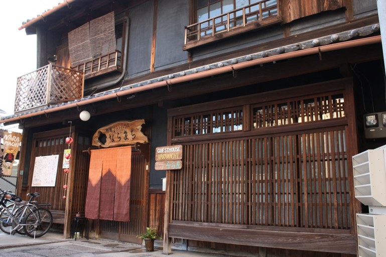 Exterior & Views 2, Guesthouse Naramachi, Nara
